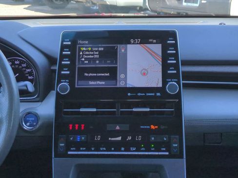 Certified 2020 Toyota Avalon Limited w/ Advanced Safety Package FWD image 17