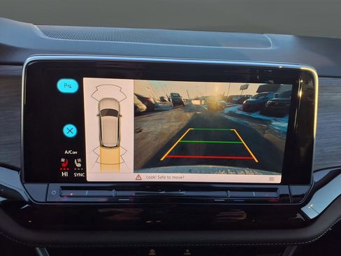 New 2026 Volkswagen Atlas SEL image 41