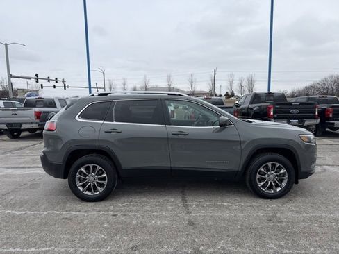 Used 2020 Jeep Cherokee Latitude Plus w/ Cold Weather Group image 3