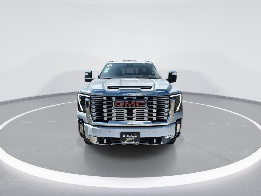 New 2026 GMC Sierra 2500 Denali w/ Denali Reserve Package AWD/4WD image 3