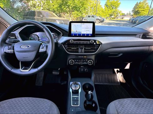 Used 2021 Ford Escape SE w/ Convenience Package FWD image 18