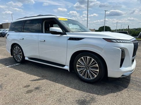 Certified 2026 INFINITI QX80 Luxe w/ Exterior Package AWD/4WD image 15