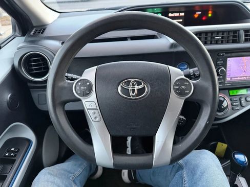 Used 2012 Toyota Prius C Three image 14