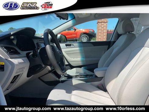 Used 2016 Hyundai Sonata SE FWD image 10