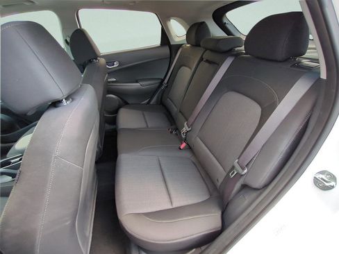 Certified 2023 Hyundai Kona SEL w/ Convenience Package image 13