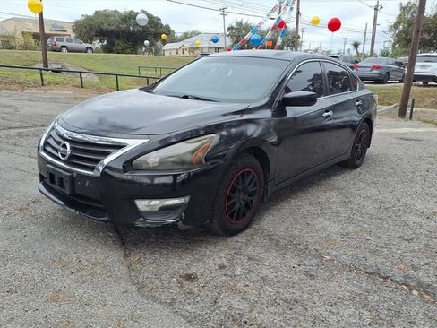 Used 2015 Nissan Altima 2.5 S w/ Power Driver Seat Package FWD image 3
