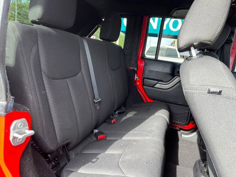 Used 2015 Jeep Wrangler Unlimited Sport w/ Quick Order Package 24S image 30