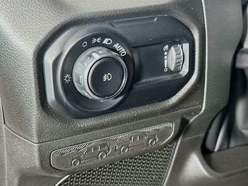 Used 2024 Jeep Wrangler Sport AWD/4WD image 17