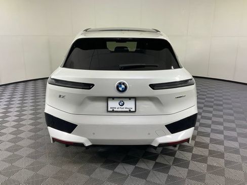 Certified 2023 BMW iX xDrive50 w/ Premium Package AWD/4WD image 5