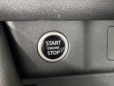 Used 2023 Nissan Rogue SV image 25