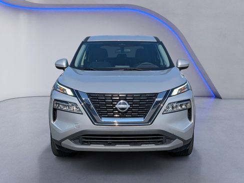 Used 2023 Nissan Rogue SV AWD/4WD image 3