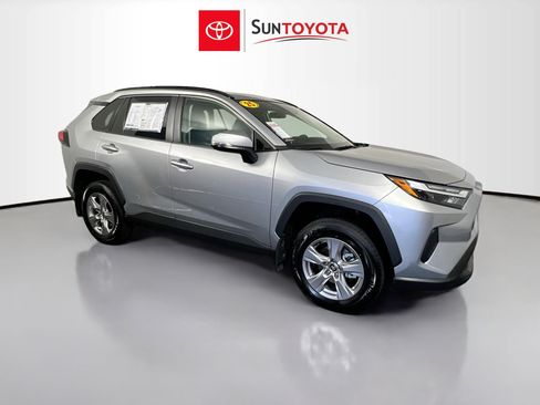Used 2025 Toyota RAV4 XLE w/ Convenience Package FWD image 1