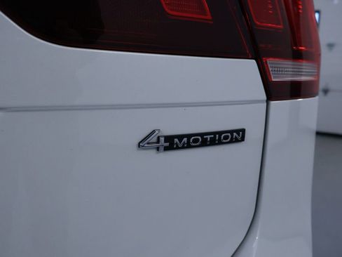 Used 2023 Volkswagen Tiguan SE image 10