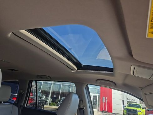 Used 2022 Honda Pilot Special Edition image 29