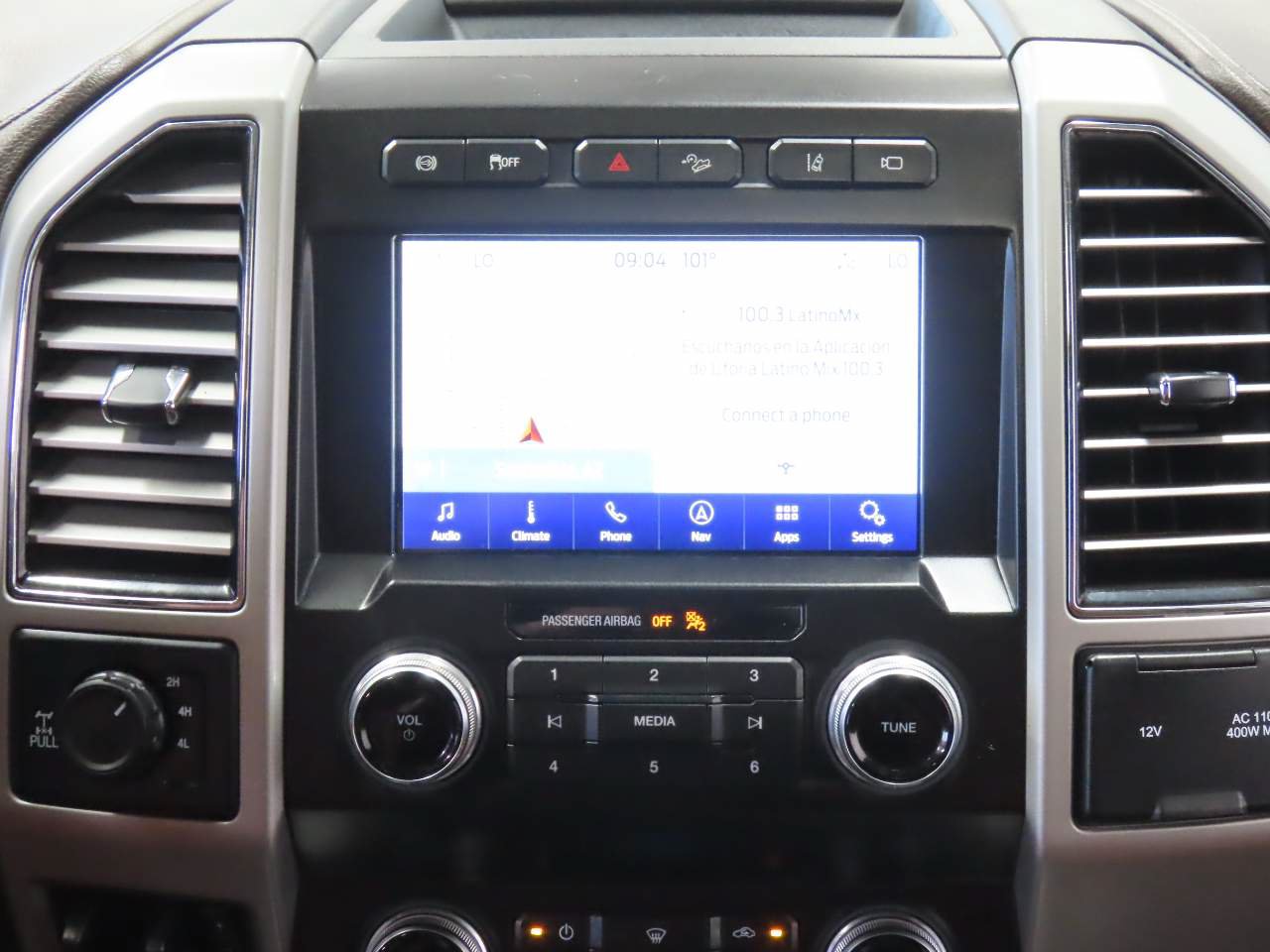 Used 2021 Ford F250 King Ranch w/ King Ranch Ultimate Package AWD/4WD image 16