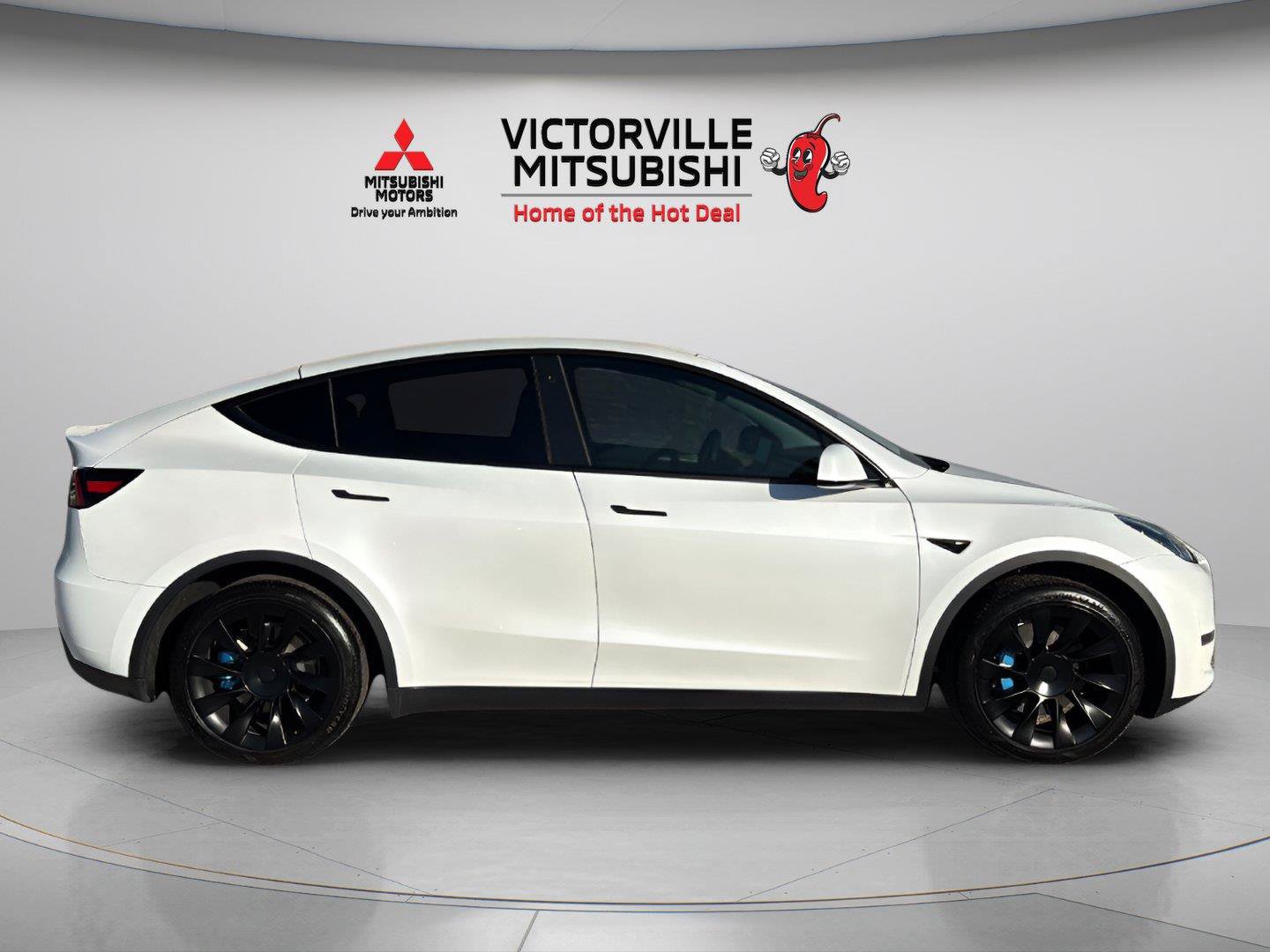 Used 2023 Tesla Model Y Long Range AWD/4WD image 8