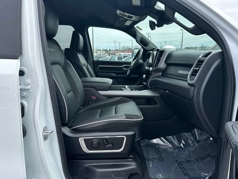 Used 2026 RAM 1500 Laramie AWD/4WD image 19