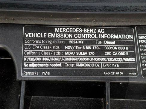 Used 2024 Mercedes-Benz Sprinter 2500 image 20