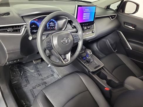 Used 2026 Toyota Corolla Cross XLE w/ Convenience Package AWD/4WD image 18
