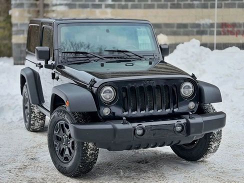 Used 2015 Jeep Wrangler Sport AWD/4WD image 3