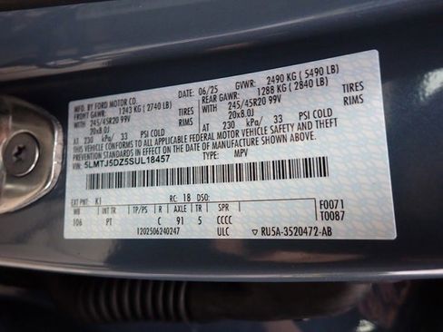 New 2025 Lincoln Corsair Grand Touring w/ Equipment Group 302A image 23