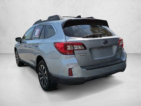 Used 2016 Subaru Outback 2.5i Limited image 8