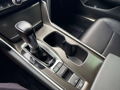 Used 2022 Honda Accord Sport image 24