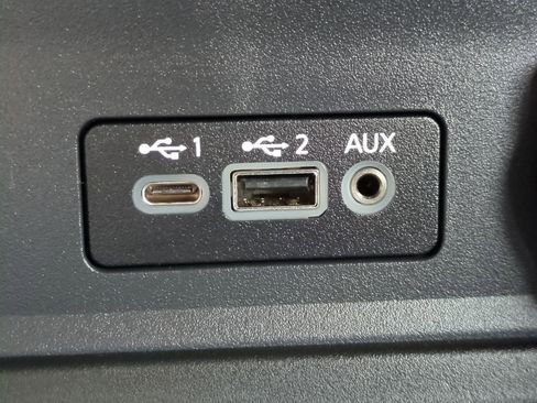 Used 2025 Nissan Sentra SR FWD image 20