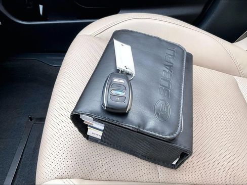 Used 2019 Subaru Outback 2.5i Limited w/ Popular Package #2 image 14