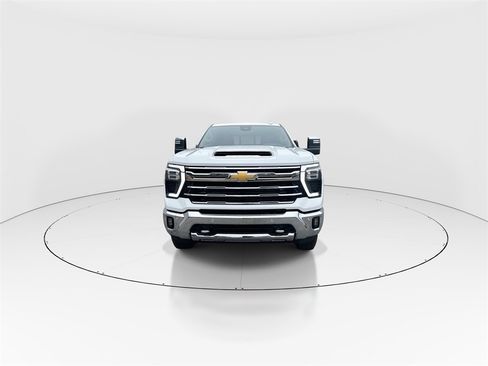 New 2026 Chevrolet Silverado 3500 LTZ w/ LTZ Premium Package image 3