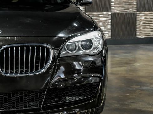 Used 2014 BMW 750i RWD image 52
