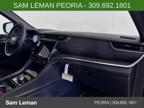 New 2026 Jeep Grand Cherokee Laredo X AWD/4WD image 28