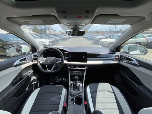 New 2025 Volkswagen Taos SEL image 14