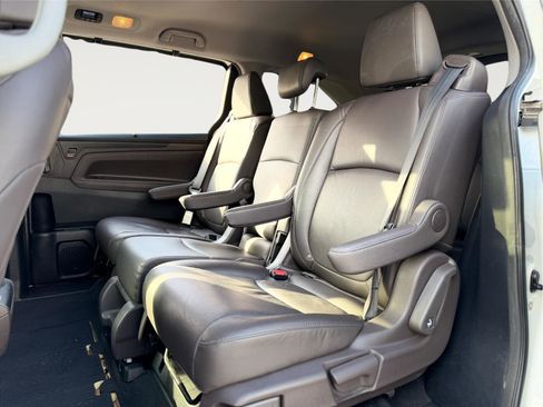 Used 2020 Honda Odyssey Elite image 19