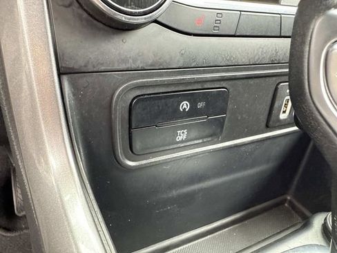 Used 2020 Ford EcoSport SE image 29