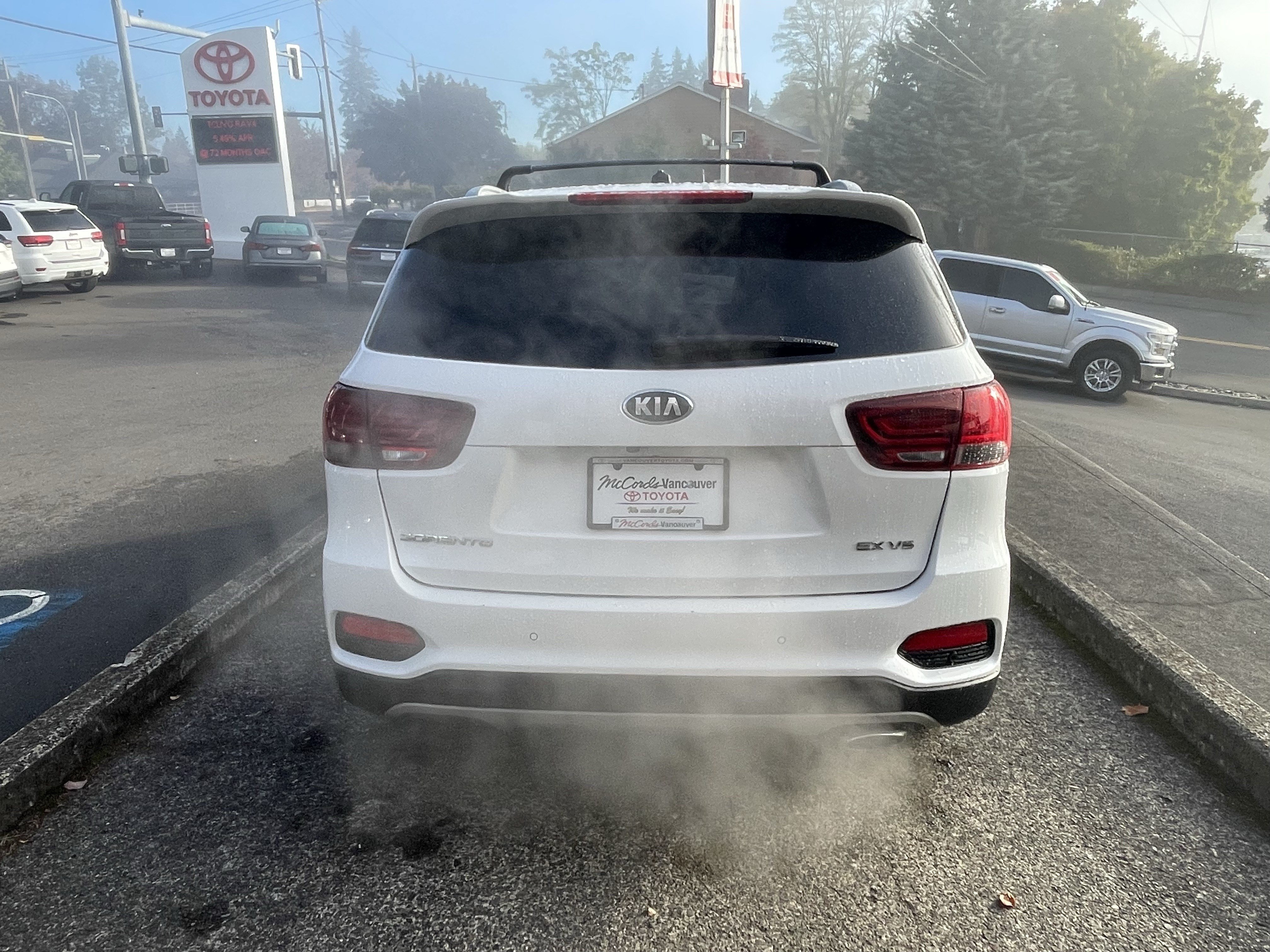 Used 2020 Kia Sorento EX AWD/4WD image 6