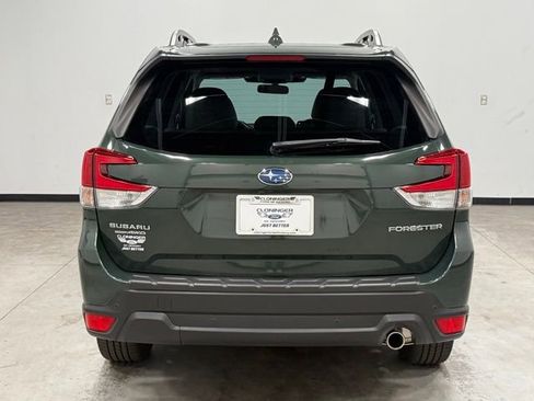 Used 2023 Subaru Forester Limited AWD/4WD image 10