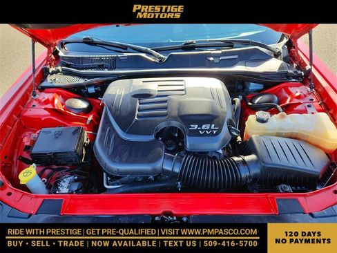 Used 2020 Dodge Challenger SXT image 15