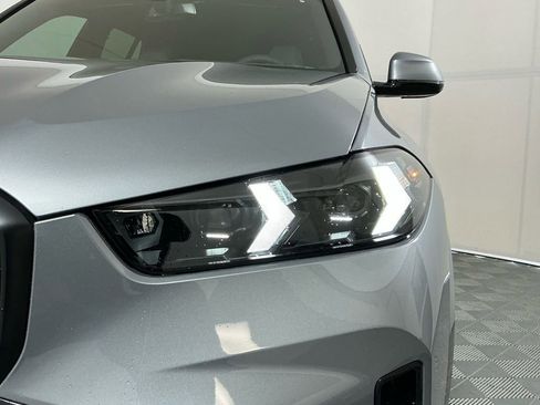 New 2026 BMW X5 xDrive40i w/ M Sport Package image 7