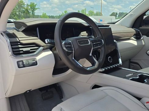 Used 2024 GMC Acadia Denali FWD image 26