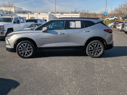 Certified 2025 Chevrolet Blazer RS image 6