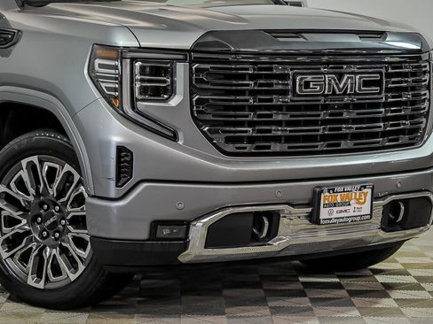 Used 2024 GMC Sierra 1500 Denali Ultimate AWD/4WD image 2