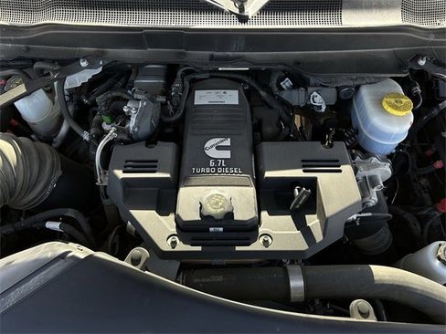 Used 2022 RAM 2500 Limited image 41