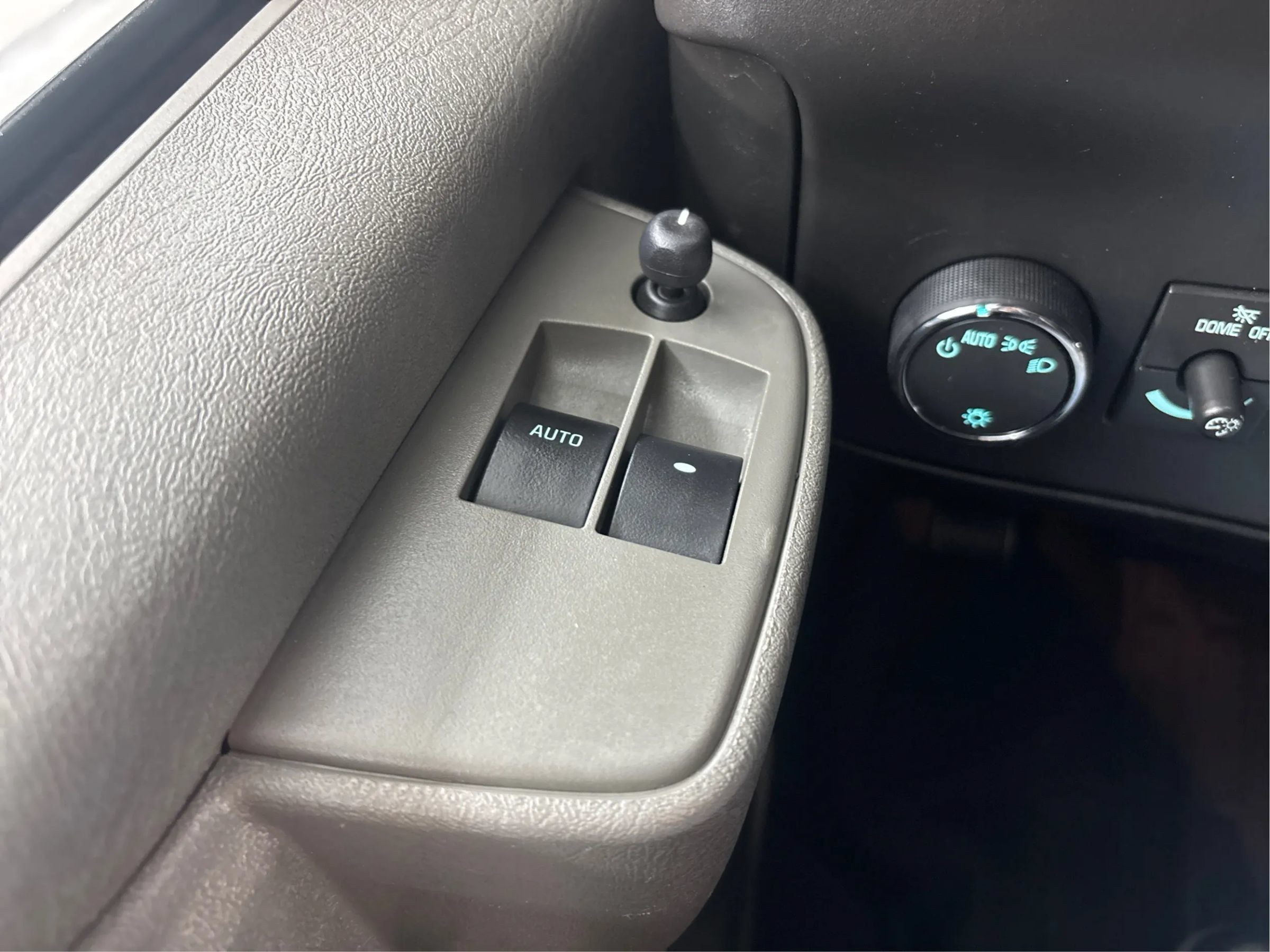 Used 2022 GMC Savana 2500 w/ Driver Convenience Package RWD image 37