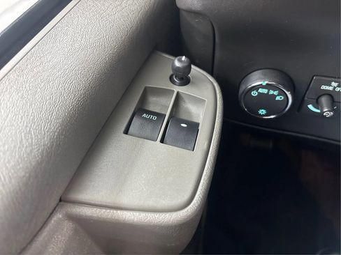Used 2022 GMC Savana 2500 w/ Driver Convenience Package RWD image 37
