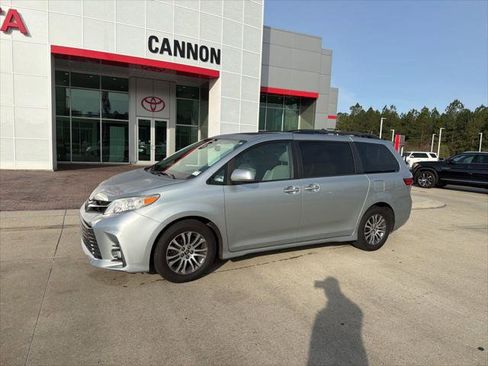 Certified 2020 Toyota Sienna XLE w/ XLE Navigation Package image 1