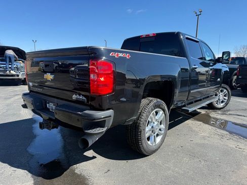 Used 2017 Chevrolet Silverado 2500 High Country w/ Duramax Plus Package image 5