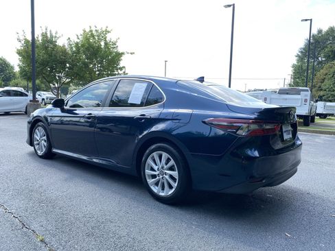 Used 2021 Toyota Camry LE FWD image 7