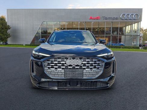 New 2025 Audi Q5 Prestige image 2