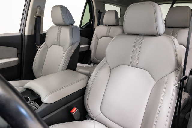 Used 2025 Honda Pilot EX-L image 9